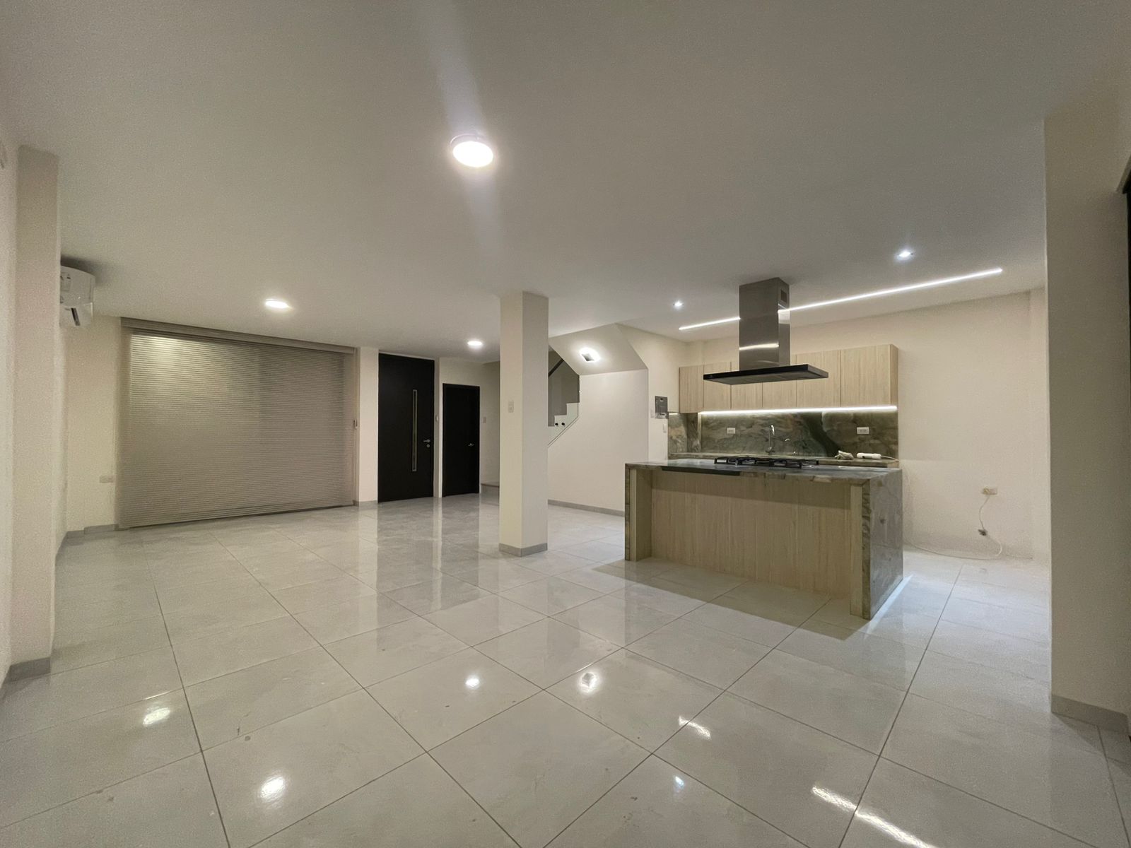 WhatsApp Image 2025-11-14 at 3.31.11 PM (1)