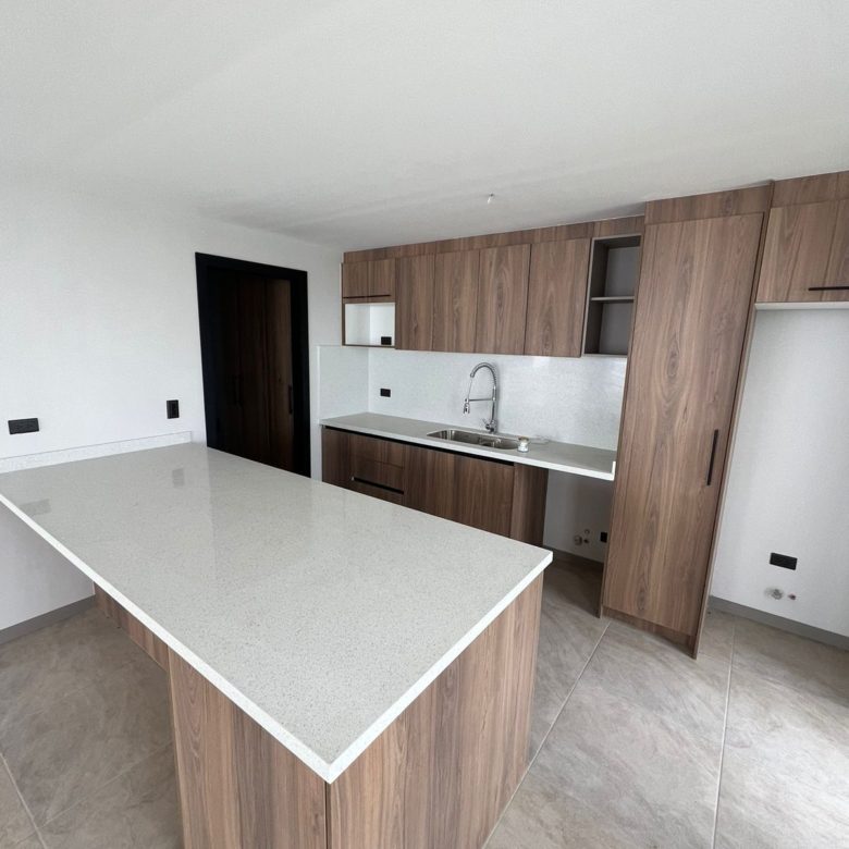 Venta 📞 099 294 7189 🏡 CASA EN TUMBACO 🏡✨ Espacio y Luz que Enamoran ✨ #TuNuevoHogar