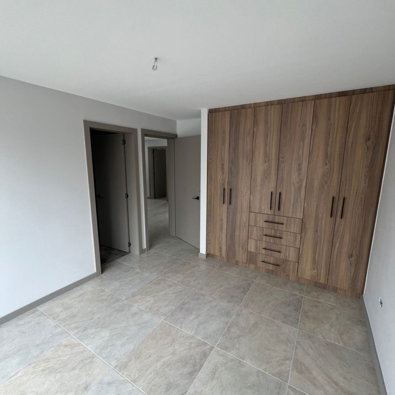 Venta 📞 099 294 7189 🏡 CASA EN TUMBACO 🏡✨ Espacio y Luz que Enamoran ✨ #TuNuevoHogar