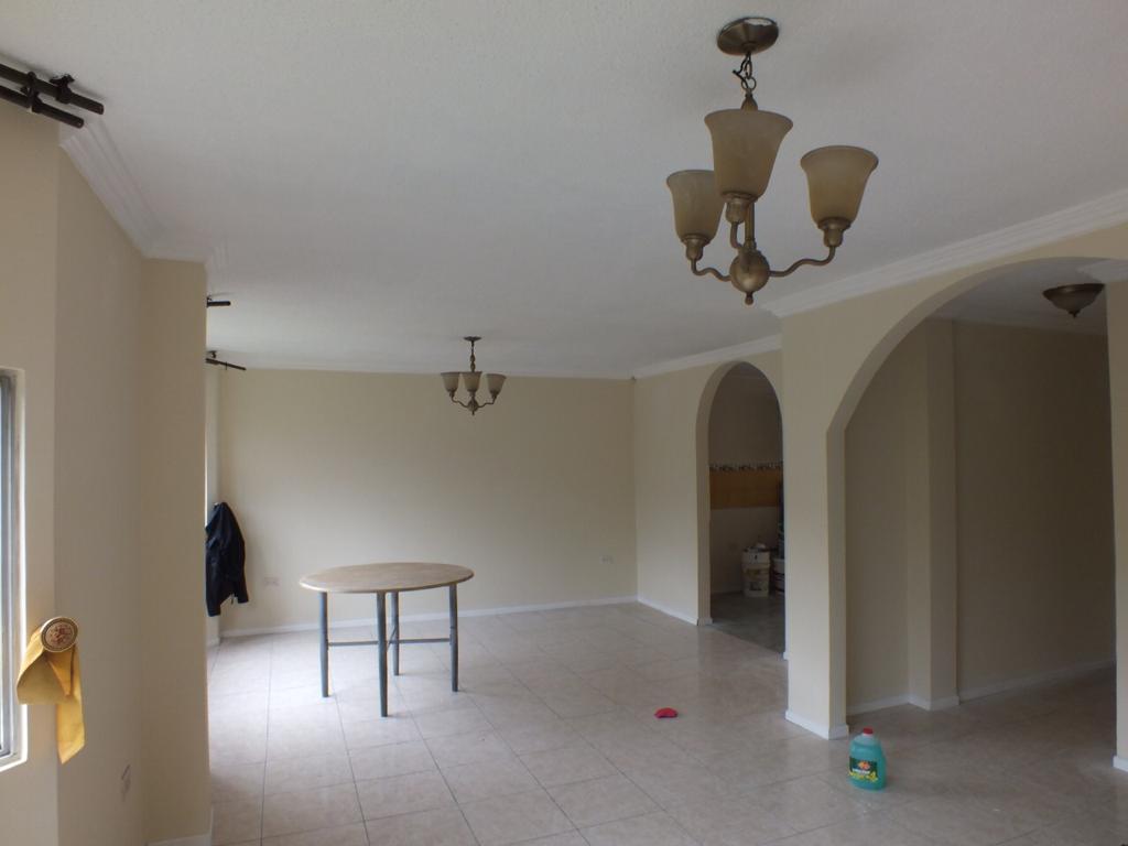 ¡Venta! 📞 099 294 7189 🏠 Casa de 2 pisos en Olimpus, cerca del Portal Shopping 🌟 #HogarDeEnsueño