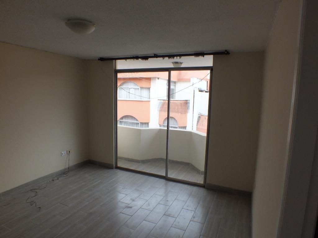 ¡Venta! 📞 099 294 7189 🏠 Casa de 2 pisos en Olimpus, cerca del Portal Shopping 🌟 #HogarDeEnsueño