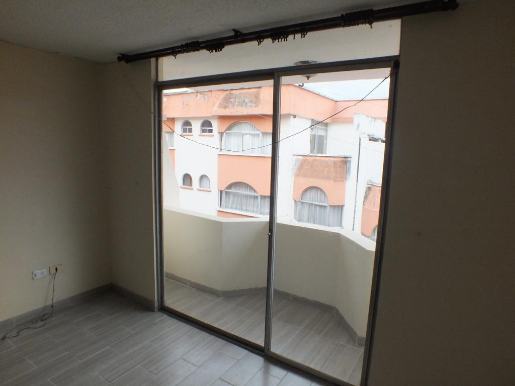 ¡Venta! 📞 099 294 7189 🏠 Casa de 2 pisos en Olimpus, cerca del Portal Shopping 🌟 #HogarDeEnsueño