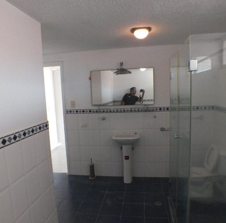 ¡Venta! 📞 099 294 7189 🏠 Casa de 2 pisos en Olimpus, cerca del Portal Shopping 🌟 #HogarDeEnsueño