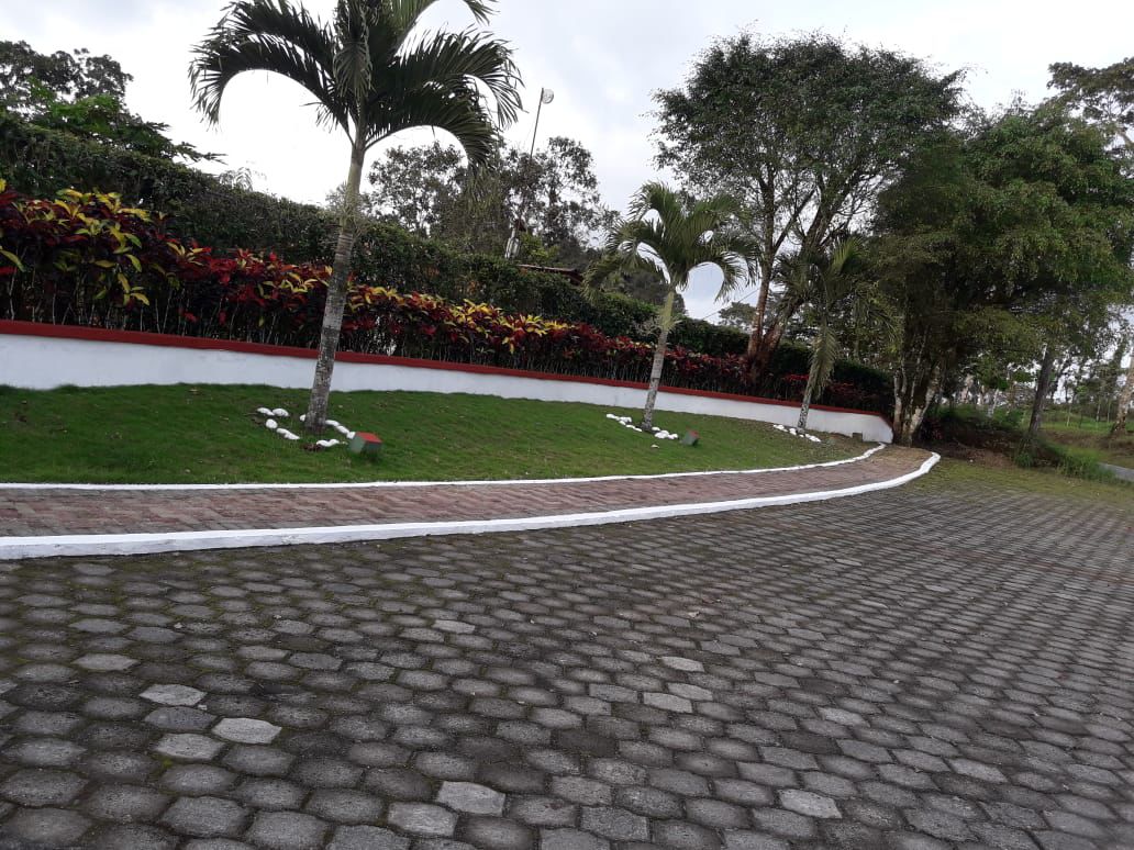 🌟 Venta 📞 099 294 7189 🏞️ Terreno 1.597 m² en Urbanización Privada Silanche 🏡 Tu Paraíso Vacacional Espera 🌴 #NaturalezaIdílica 🌿 #EscapaDelRuido 🌅