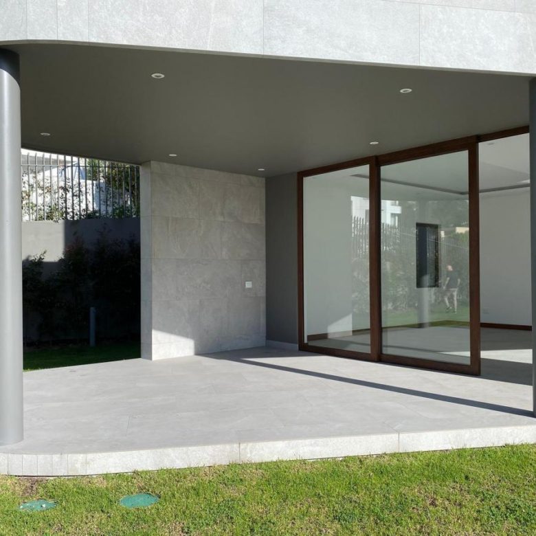 Venta 📞 099 294 7189 🏡✨ ¡Departamento Súper Lujo, Estrenar 202 m², Jardín 244 m², Vista Grande | Descubre el lujo y la comodidad en tu nuevo hogar! 🌿🔑 #ViveEnGrande