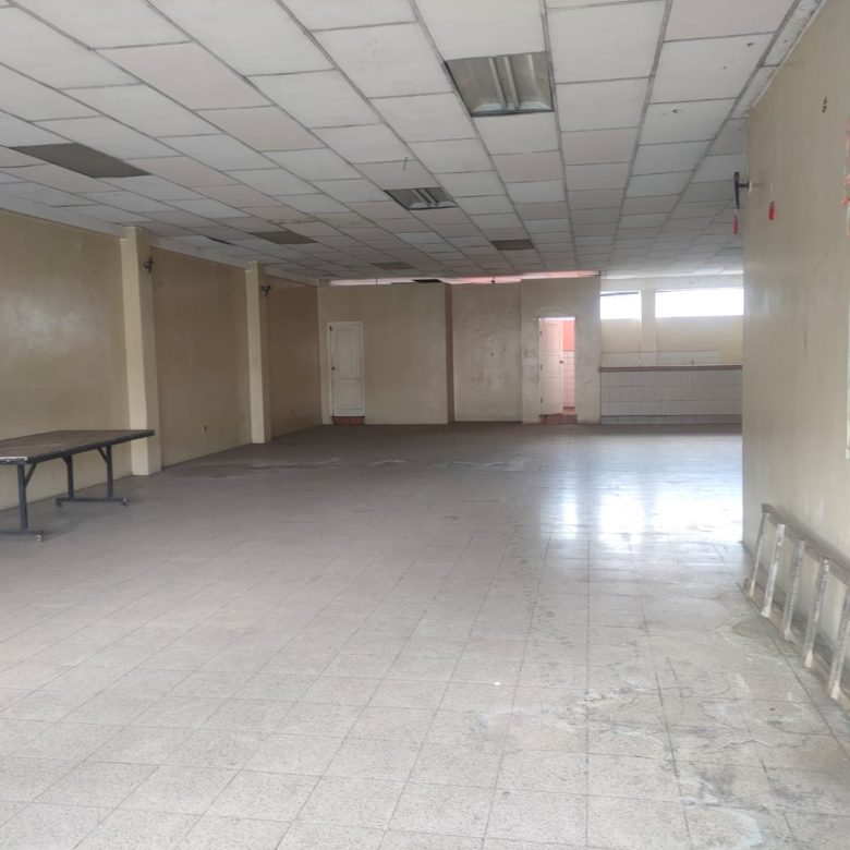 Venta 📞 099 294 7189 ️🏙 Edificio Comercial de 3 Pisos en Venta 🌟 ¡Inversión Inteligente en el 💛 de Guayaquil! 🚀 #OportunidadInmobiliaria