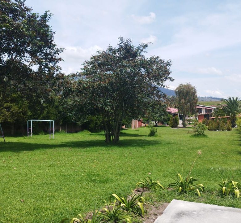 📲 098 701 0074 ✨💼 En Venta Quinta de Ensueño sobre 9.000 m² 🍃 ¡Lujo, Negocio y Confort en un Solo Lugar! 🏡🍖📍#TuInversiónIdeal