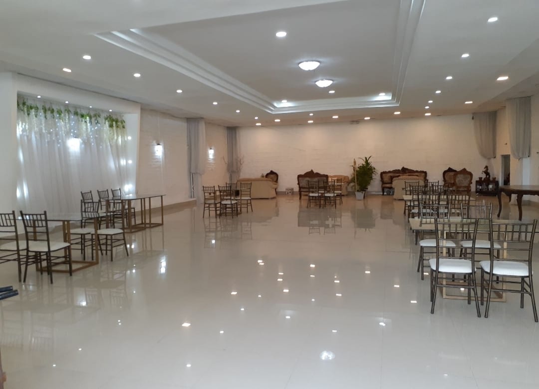 📲 098 701 0074 ✨💼 En Venta Quinta de Ensueño sobre 9.000 m² 🍃 ¡Lujo, Negocio y Confort en un Solo Lugar! 🏡🍖📍#TuInversiónIdeal