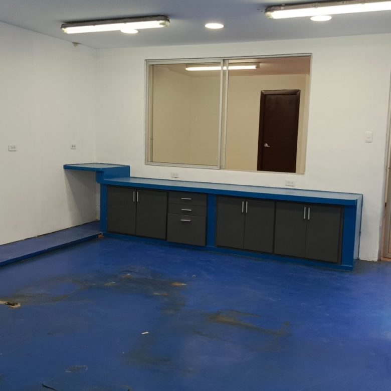 Alquiler 0987 0100 74 📞 🌟🏭 ¡Planta Industrial 4.200 m² de Alto Impacto! 🚛📦 Espacios de Bodega + Oficinas 🧠🔋 #PotenciaTuIndustria
