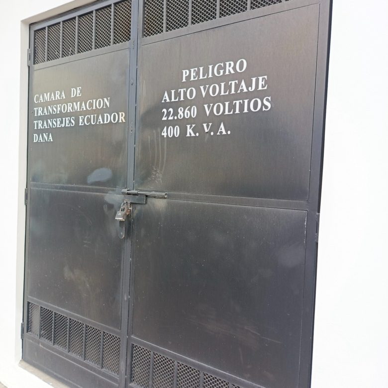 Alquiler 0987 0100 74 📞 🌟🏭 ¡Planta Industrial 4.200 m² de Alto Impacto! 🚛📦 Espacios de Bodega + Oficinas 🧠🔋 #PotenciaTuIndustria