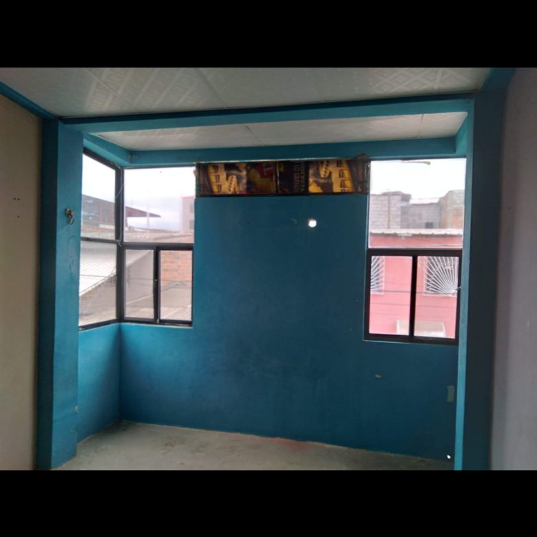 Se Arrienda departamento en manta