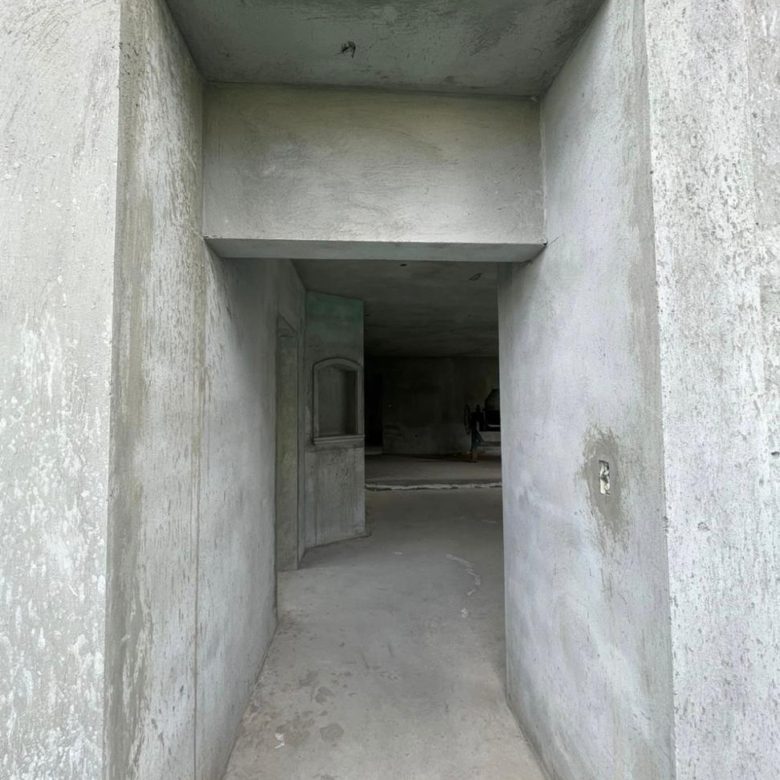 Casa de Lujo en Obra Gris
