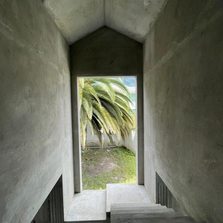 Casa de Lujo en Obra Gris