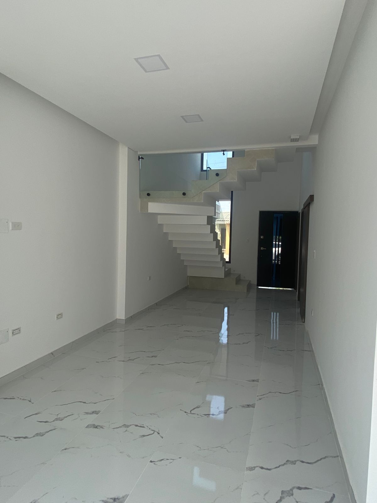 Casa en venta de estreno La Joya