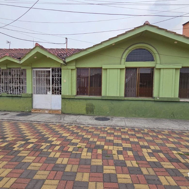 Vendo casa grande