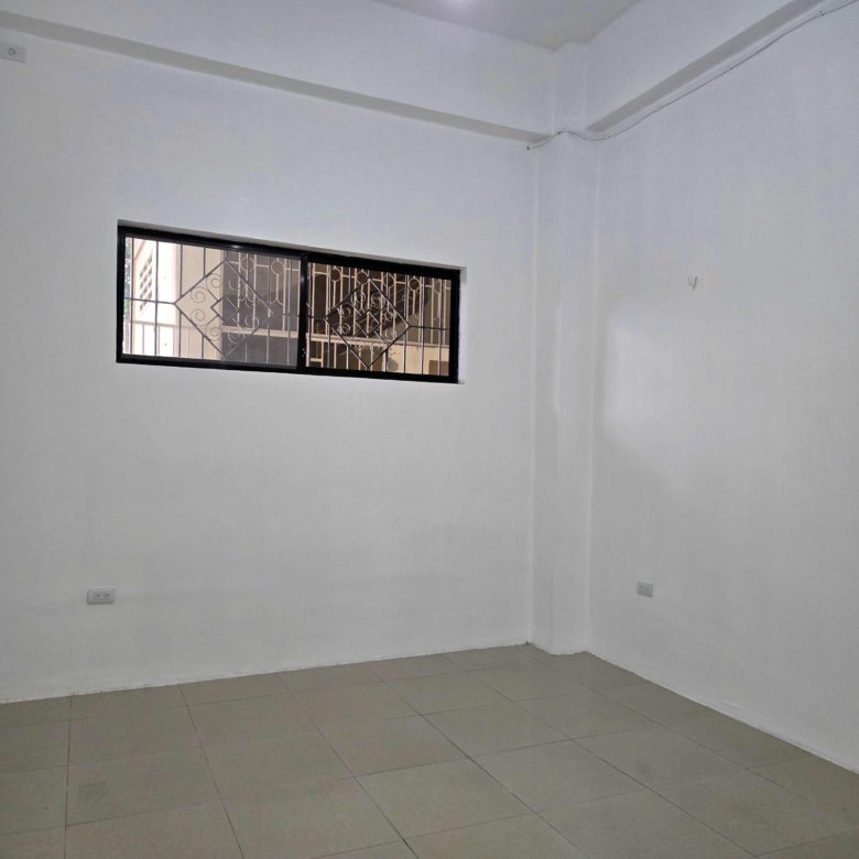 Departamento en Venta – Planta Baja, Centro de Guayaquil (Sector Distribuidoras Farmacéuticas)