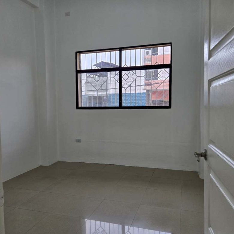 Departamento en Venta – Planta Baja, Centro de Guayaquil (Sector Distribuidoras Farmacéuticas)