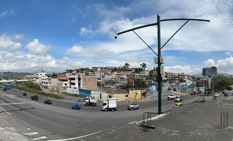 ✨🏠 Inversión Única en Ibarra: Terreno + Locales + Departamento + Casa 🚀 #OportunidadInmobiliariaIbarra