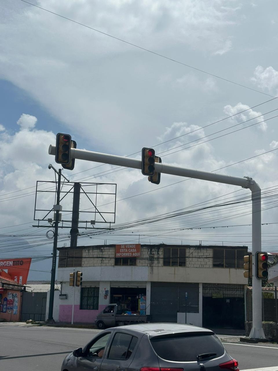 ✨🏠 Inversión Única en Ibarra: Terreno + Locales + Departamento + Casa 🚀 #OportunidadInmobiliariaIbarra