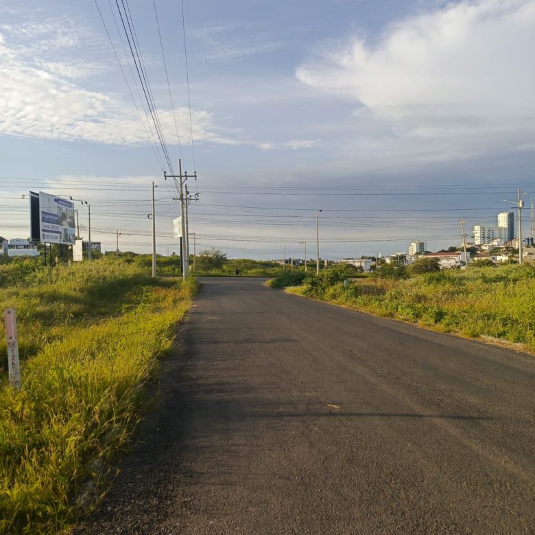 Venta 📞 099 294 7189 🌊✨ Terreno de 500 m² ¡Invierte en tu futuro junto al mar en Punta Blanca! 🏝️🏡 #TuSueñoCostero