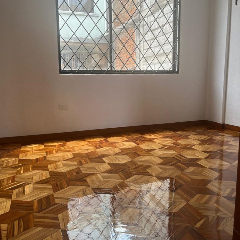 EXCELENTE OPORTUNIDAD: CASA EN VENTA EN EL NORTE DE QUITO