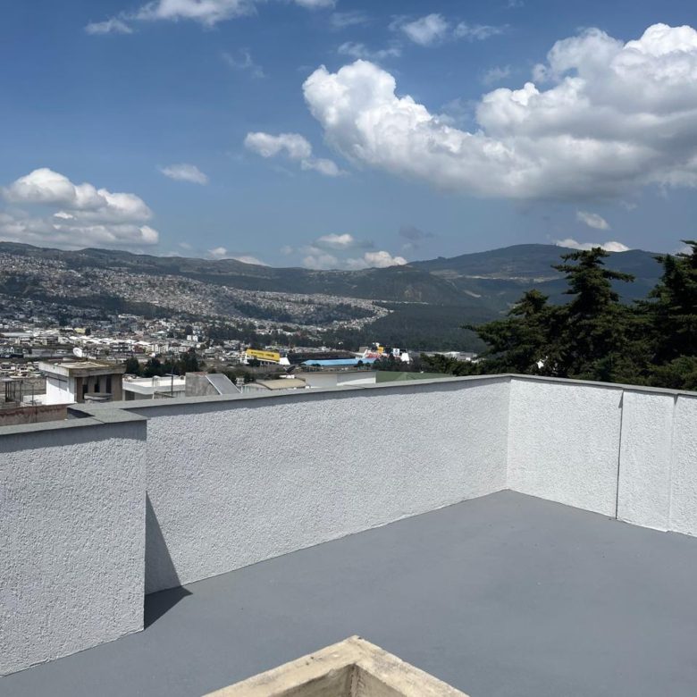 EXCELENTE OPORTUNIDAD: CASA EN VENTA EN EL NORTE DE QUITO