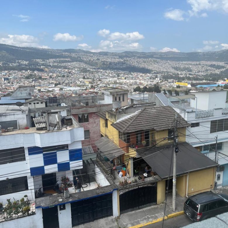 EXCELENTE OPORTUNIDAD: CASA EN VENTA EN EL NORTE DE QUITO