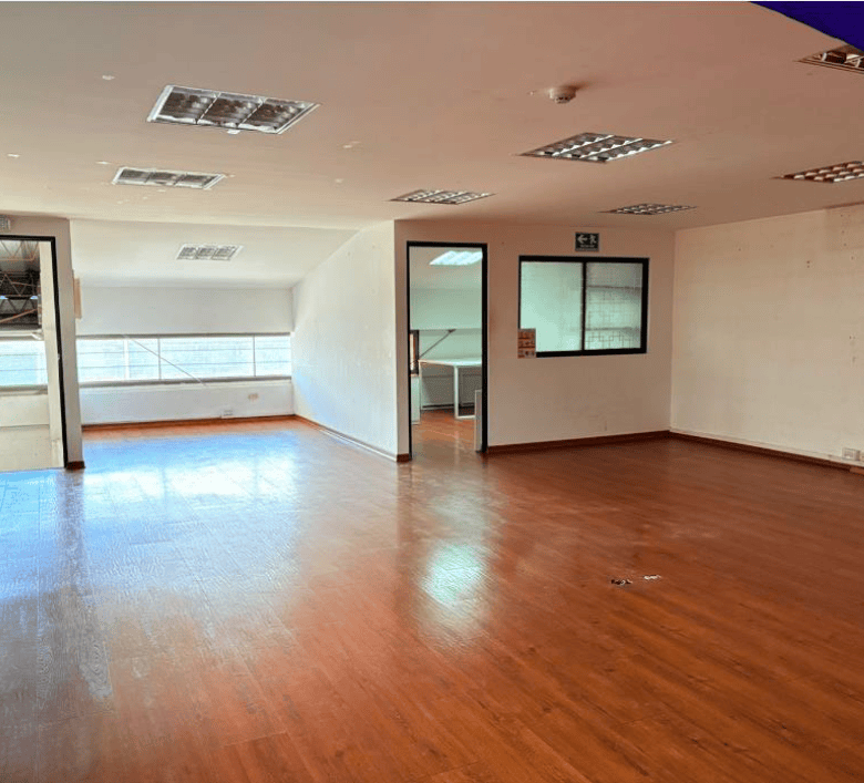 Arriendo 📞 099 294 7189 🏭✨ ¡IMPULSE EL CRECIMIENTO DE SU EMPRESA! 🚛📦 Galpón Industrial de Arriendo | Ubicación Estratégica | Para Operar desde Octubre 2026 #OportunidadIndustrial