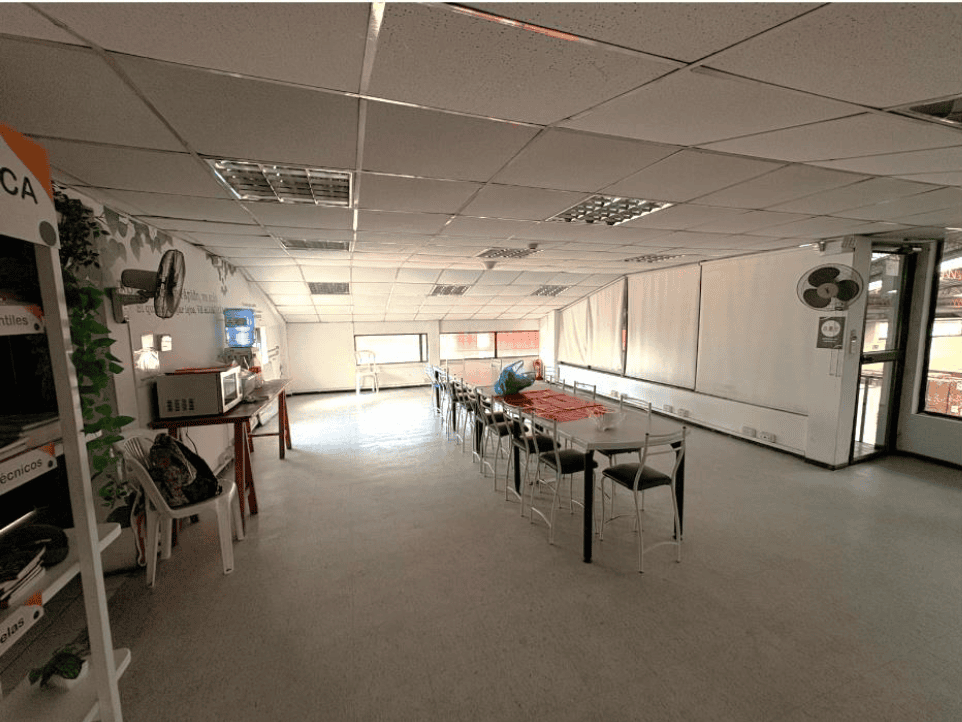 Captura de pantalla 2026-07-10 115941 Arriendo 📞 099 294 7189 🏭✨ ¡IMPULSE EL CRECIMIENTO DE SU EMPRESA! 🚛📦 Galpón Industrial de Arriendo | Ubicación Estratégica | Para Operar desde Octubre 2026 #OportunidadIndustrial
