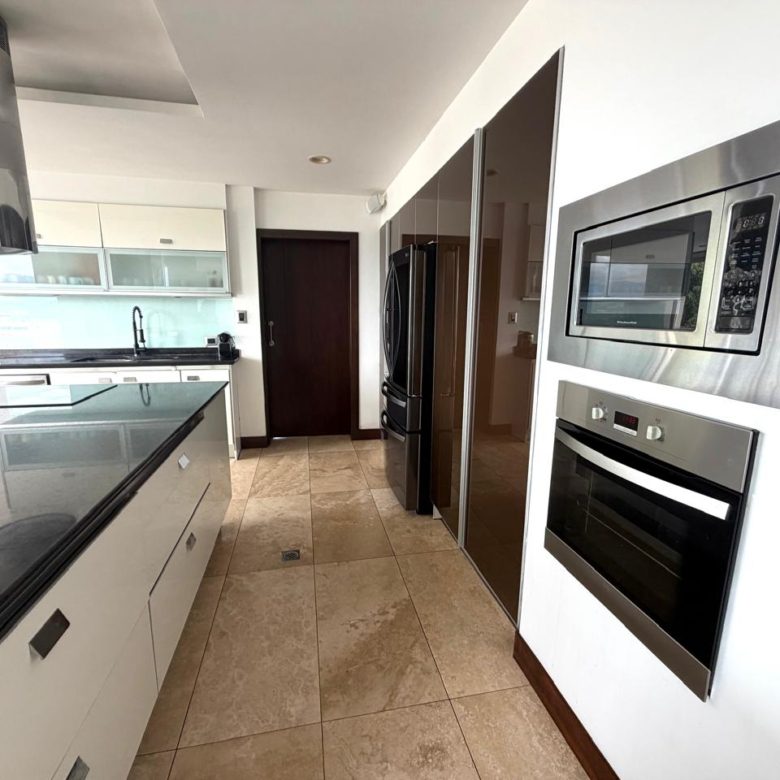 Venta 📞 099 294 7189 ✨🏡 Casa de 669 m² Vive el Lujo que Inspira en Cumbayá 🌿🌞 #TuCasaSoñada ✨🏡 Tu refugio de lujo en Cumbayá ✨