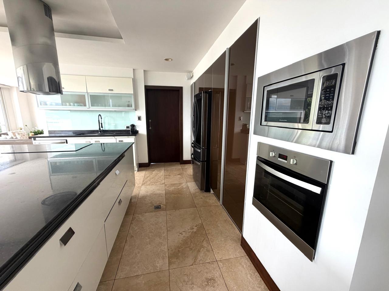 WhatsApp Image 2026-08-20 at 15.09.27(3) Venta 📞 099 294 7189 ✨🏡 Casa de 669 m² Vive el Lujo que Inspira en Cumbayá 🌿🌞 #TuCasaSoñada ✨🏡 Tu refugio de lujo en Cumbayá ✨