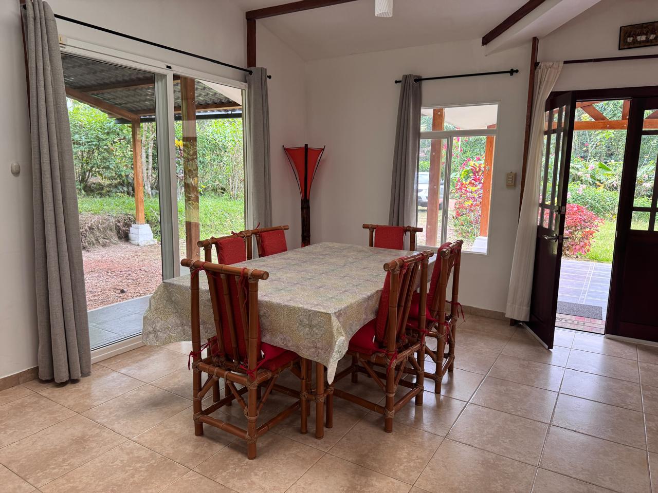 Venta 📞 099 294 7189 ✨🏡🌿 Casa Vacacional de 166,25 m² en Villa Real de Arashá: Naturaleza y Confort 🌿🏡✨ #TuSueñoEnArasha