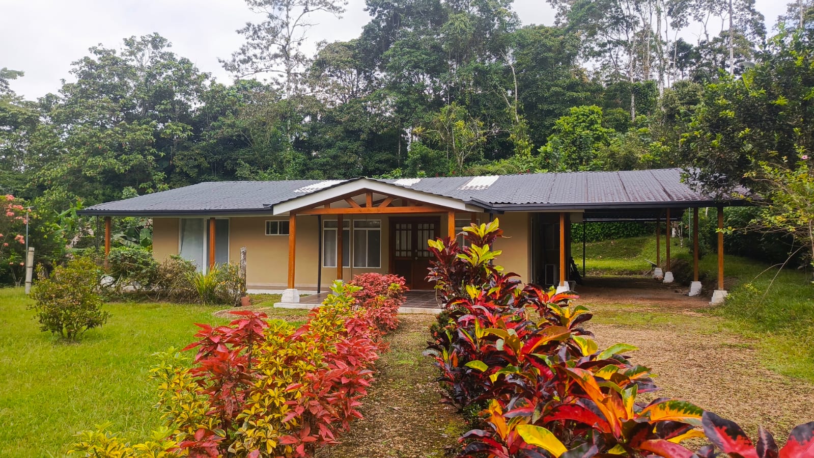 Venta 📞 099 294 7189 ✨🏡🌿 Casa Vacacional de 166,25 m² en Villa Real de Arashá: Naturaleza y Confort 🌿🏡✨ #TuSueñoEnArasha