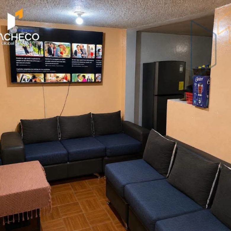 Venta 📞 098 701 0074 🏢💰✨ Casa Rentera en el Sur de Quito 🔥 👉 ¡Invierte hoy y asegura ingresos pasivos! #InversiónInteligente