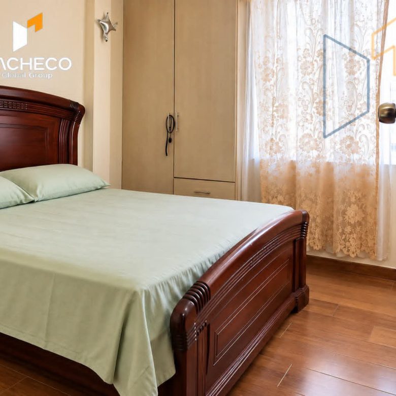 Venta 📞 098 701 0074 🏡 Casa de 3 Pisos y Terraza✨ Tu nuevo hogar en Calderón 🚗 🔥 ¡Amplio, seguro y al mejor precio! 🔒#CasaIdealQuito