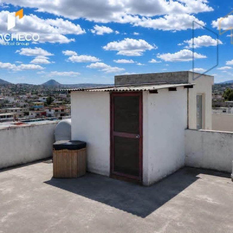 Venta 📞 098 701 0074 🏡 Casa de 3 Pisos y Terraza✨ Tu nuevo hogar en Calderón 🚗 🔥 ¡Amplio, seguro y al mejor precio! 🔒#CasaIdealQuito