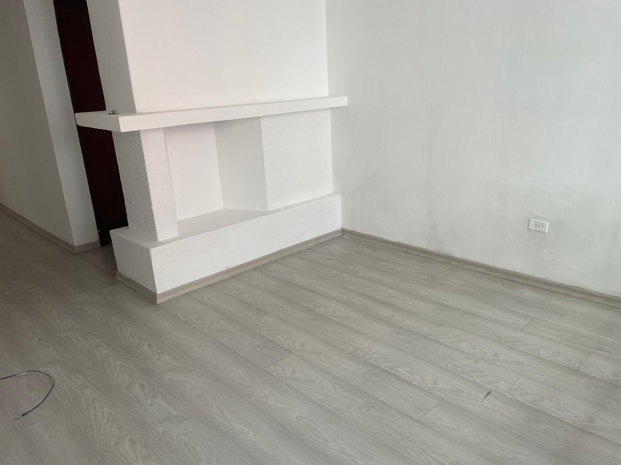 1000821214 En Renta 0987010074 💼 ¡LLEVA TU EMPRESA AL SIGUIENTE NIVEL! 🚀 Casa Comercial de 429 m² para oficinas en Rodrigo de Triana y Av. Orellana. ¡Espacios amplios, ubicación estratégica y SIN PAGAR EXPENSAS! 🏢💰 #OficinasPremiumQuito