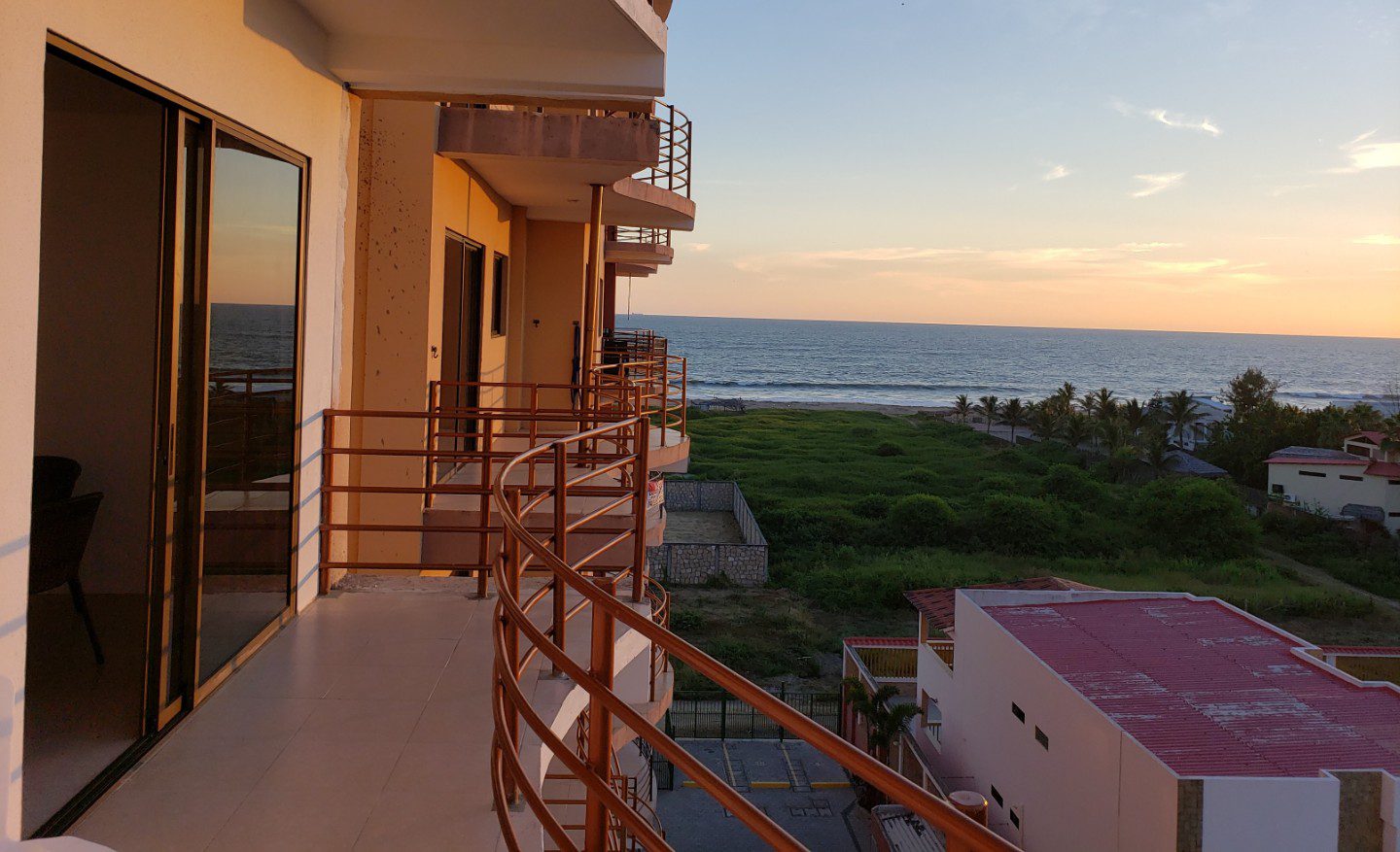 BALCON MAR1-1440×877 Oportunidad Dpto en Playas vista al mar 3 dormitorios